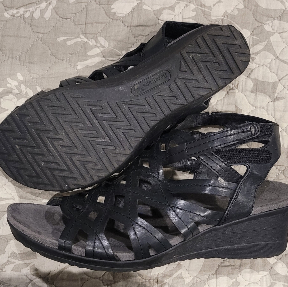 Baretraps 8M Trella Wedge Sandals